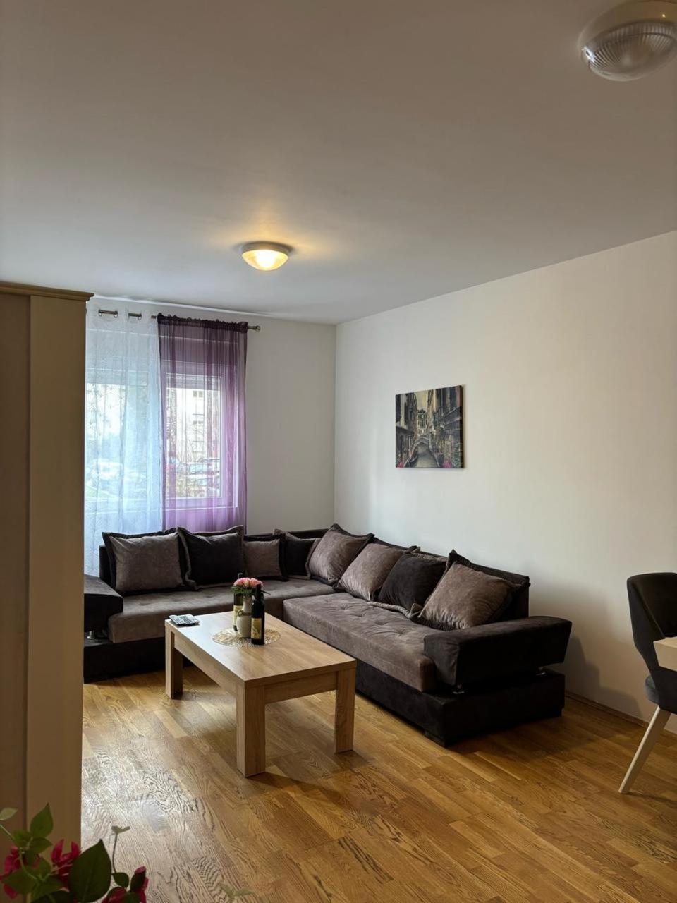 Enjoy Apartment